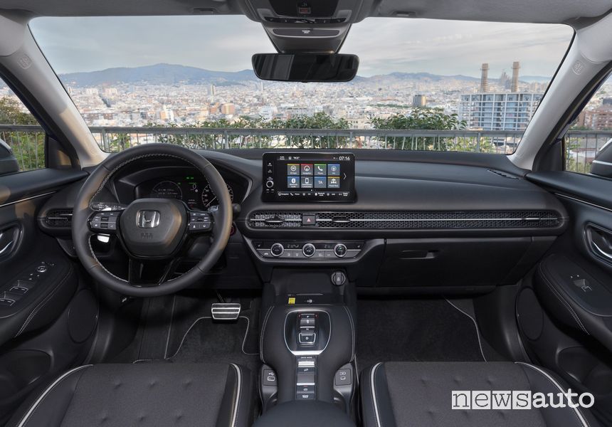 Honda ZR-V e:HEV Sport plancia abitacolo