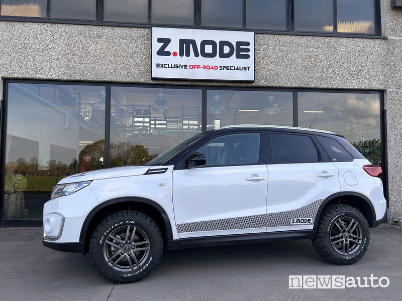 Suzuki Vitara Hybrid con kit 4x4 Z.Mode