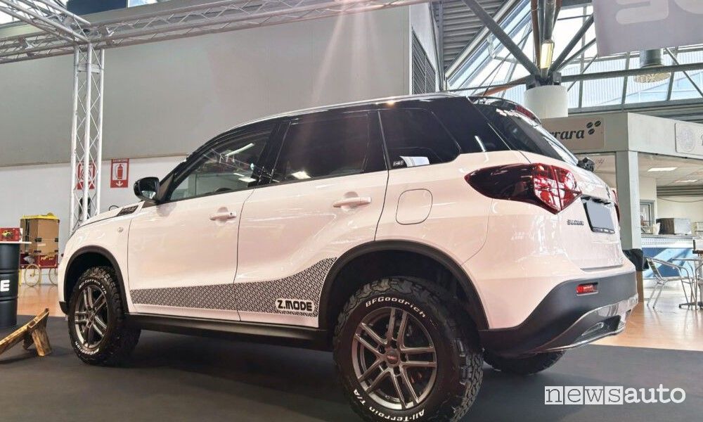 Suzuki Vitara Hybrid con kit 4x4 Z.Mode