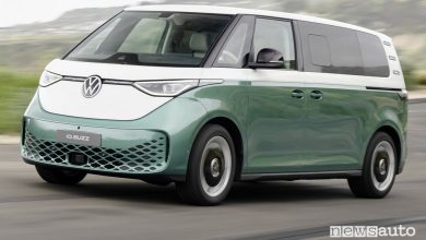 Volkswagen ID. Buzz passo lungo su strada