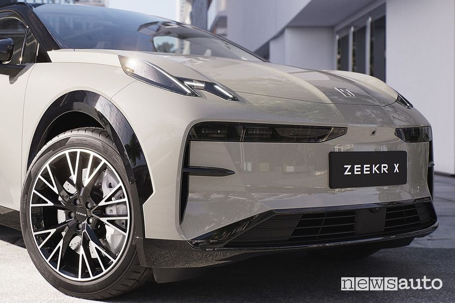 Zeekr X paraurti anteriore