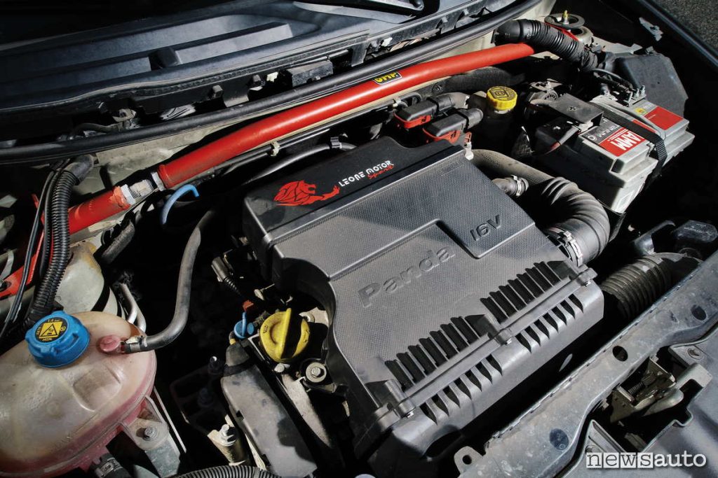 Il motore della Fiat Panda 100 HP