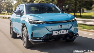 Honda e:Ny1 anteriore 3/4 su strada