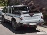Ineos Grenadier Quartermaster posteriore 3/4 su strada
