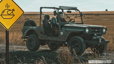 Mahindra Roxor anteriore 3/4