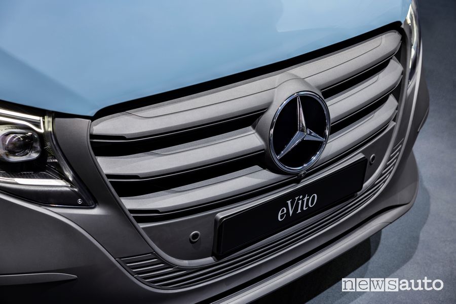 Nuovo Mercedes eVito griglia anteriore