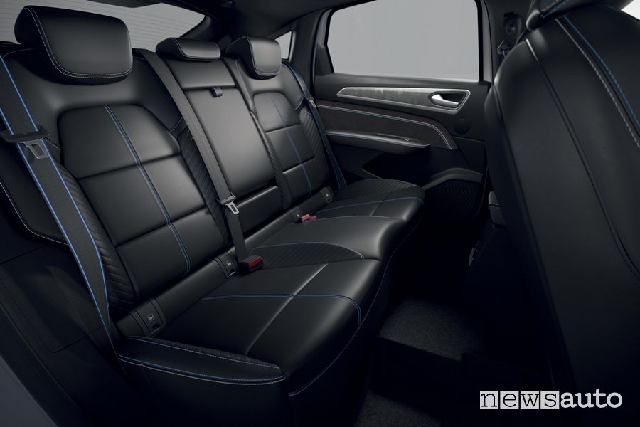 Nuova Renault Arkana Esprit Alpine sedili posteriori