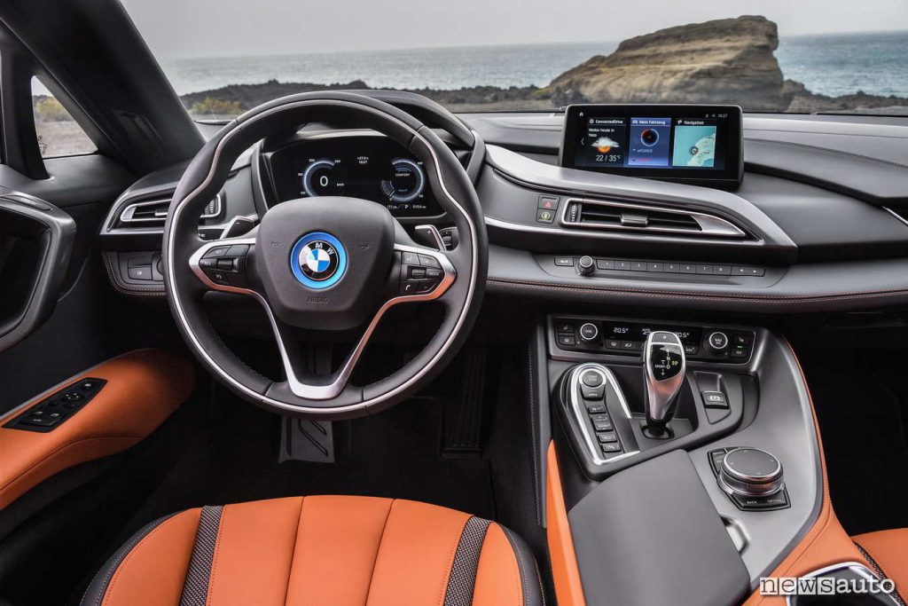 interni della Bmw I8