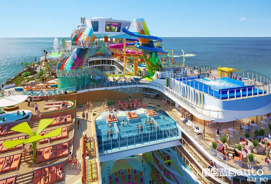 Icon of the Seas piscine parco acquatico sulla nave da crociera