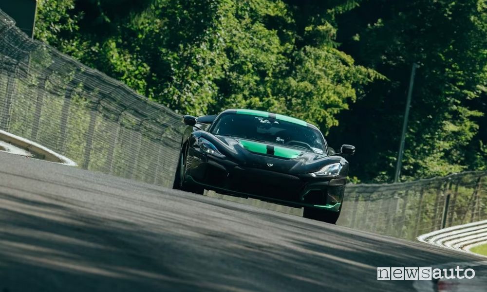 Rimac Nevera record al Nürburgring