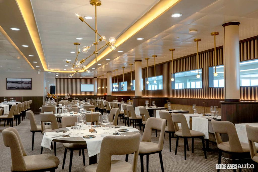 Il ristorante sul traghetto più grande al mondo