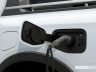 Ford Ranger Plug-in Hybrid in ricarica con presa AC