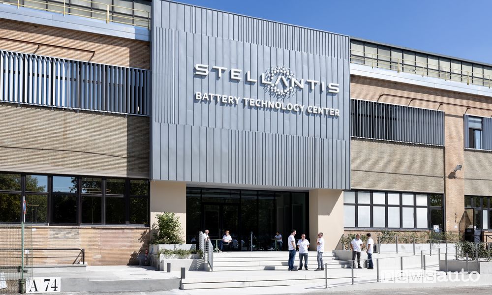 Ingresso Battery Technology Center di Mirafiori