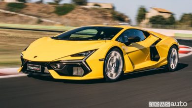 Lamborghini Revuelto in pista a Vallelunga