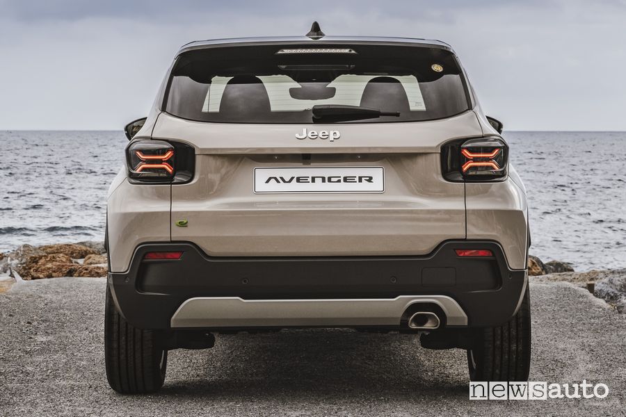 Jeep Avenger 2024 Hybrid posteriore