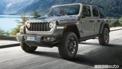 Jeep Wrangler 4xe Rubicon su strada