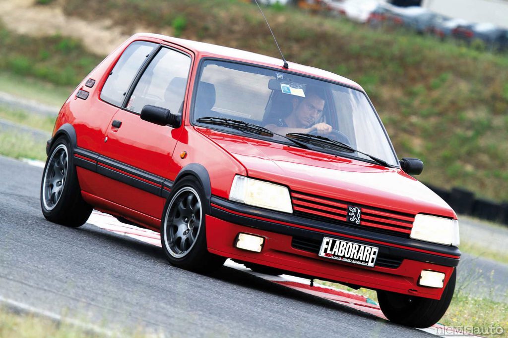 Peugeot 205 GTI è sempre stata molto prestazionale in pista