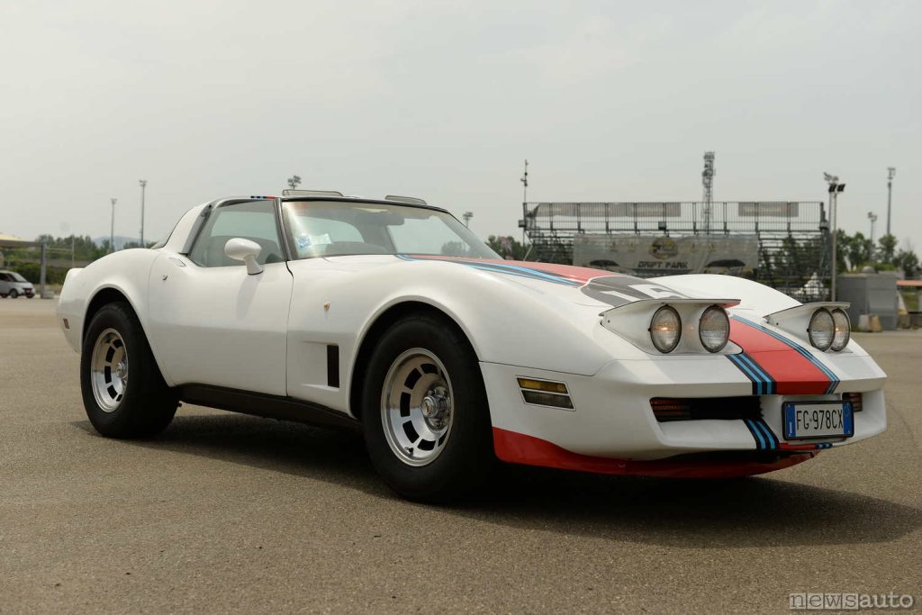 Chevrolet Corvette C3 300 CV | Auto Blu 40