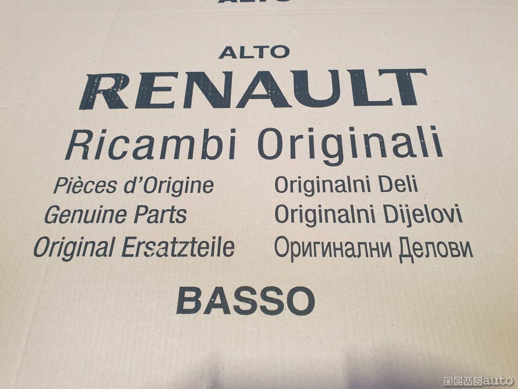 Imballi in cartone centro ricambi renault