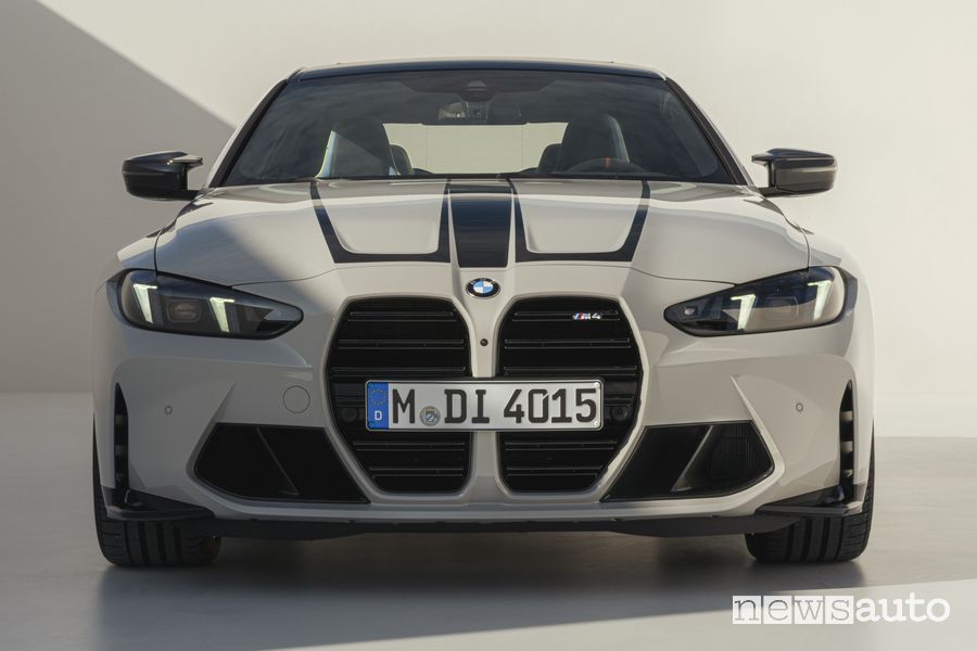 Nuova BMW M4 Coupé frontale