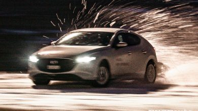 Mazda 3 sulla neve nell'AWD Experience in Abruzzo