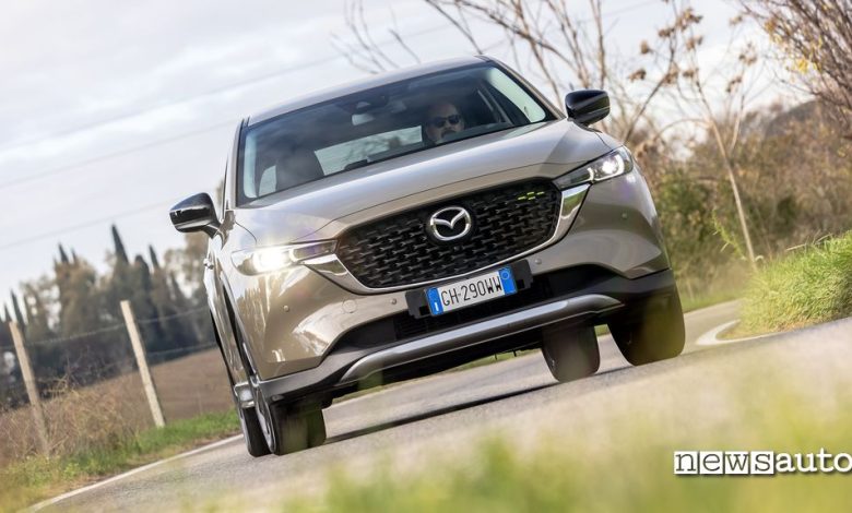 Mazda CX-5 Newground 2023 prova su strada