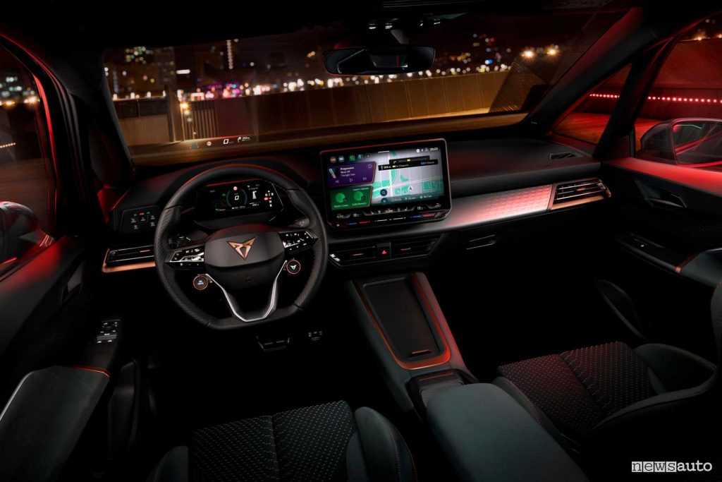 Cupra Born VZ plancia abitacolo