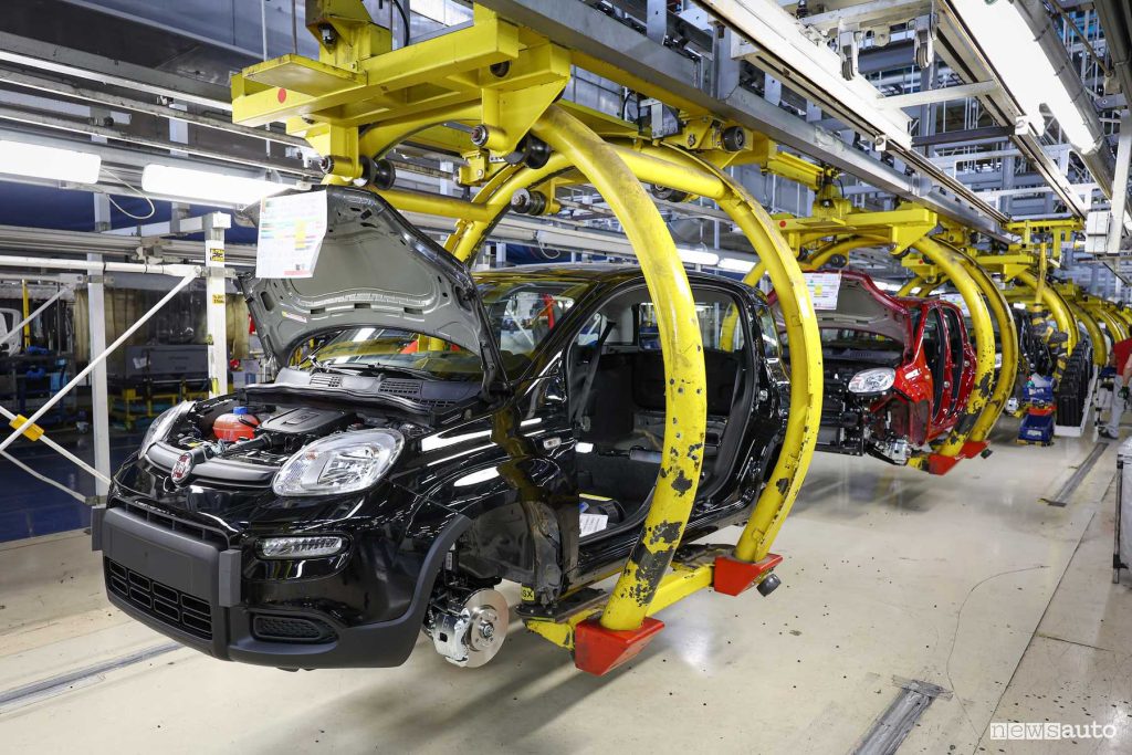Fiat Pandina linea di produzione a Pomigliano d'Arco