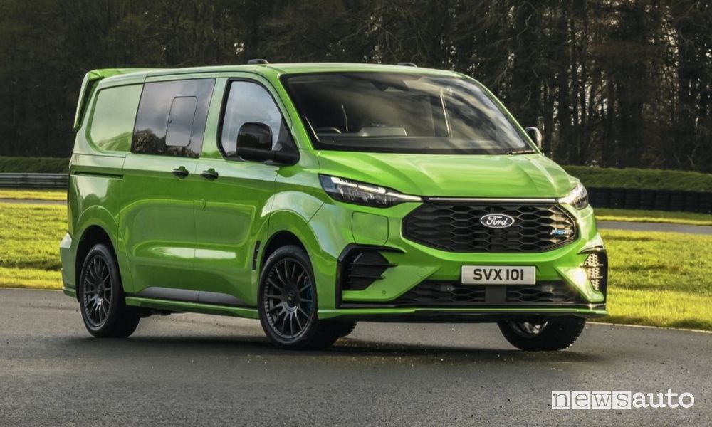 Nuovo Ford Transit Custom nell'allestimento MS-RT