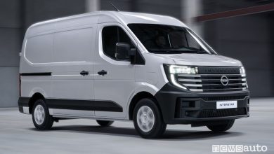 Nissan Interstar in movimento