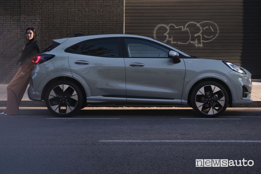 Nuova Ford Puma laterale