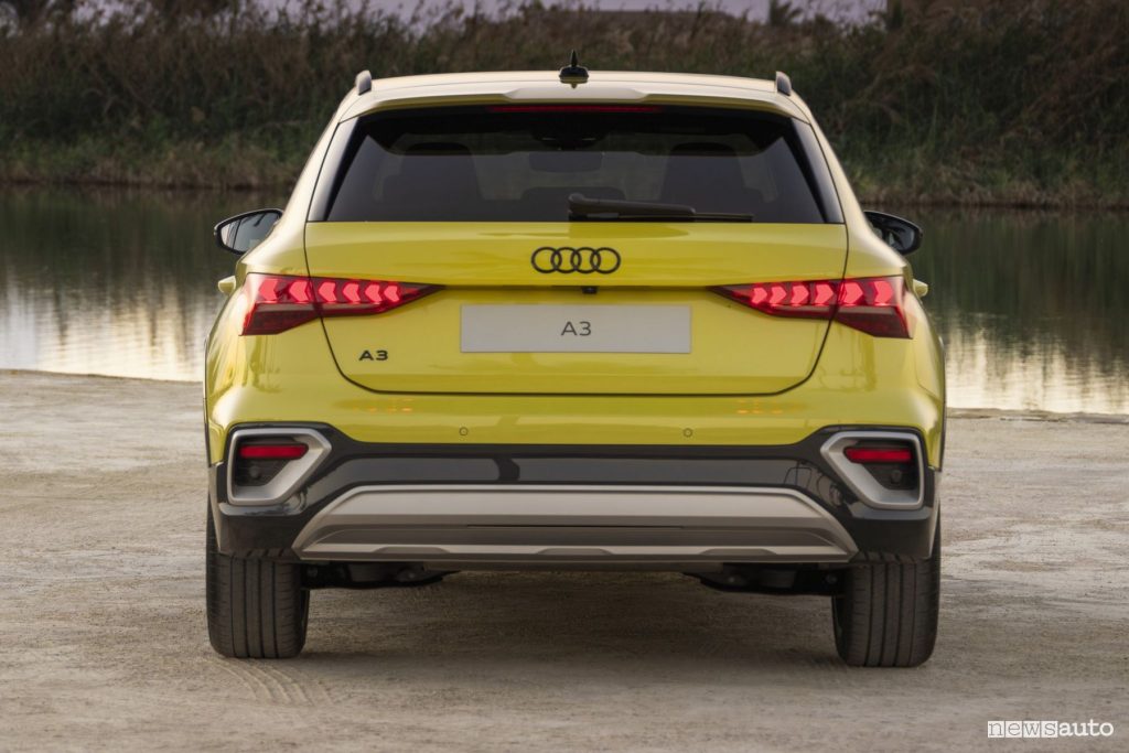Audi A3 Allstreet posteriore