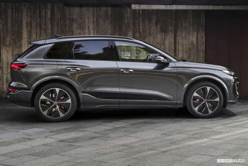 Audi SQ6 e-tron laterale
