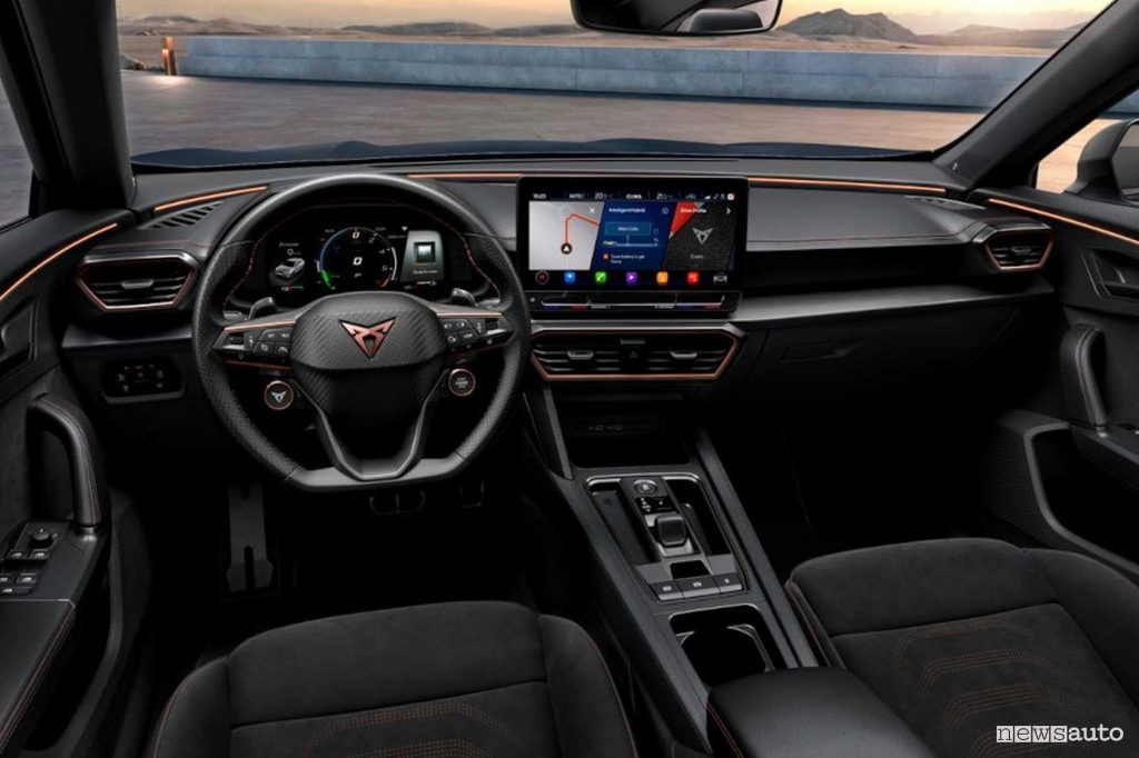 Cupra Formentor Tribe Edition plancia abitacolo