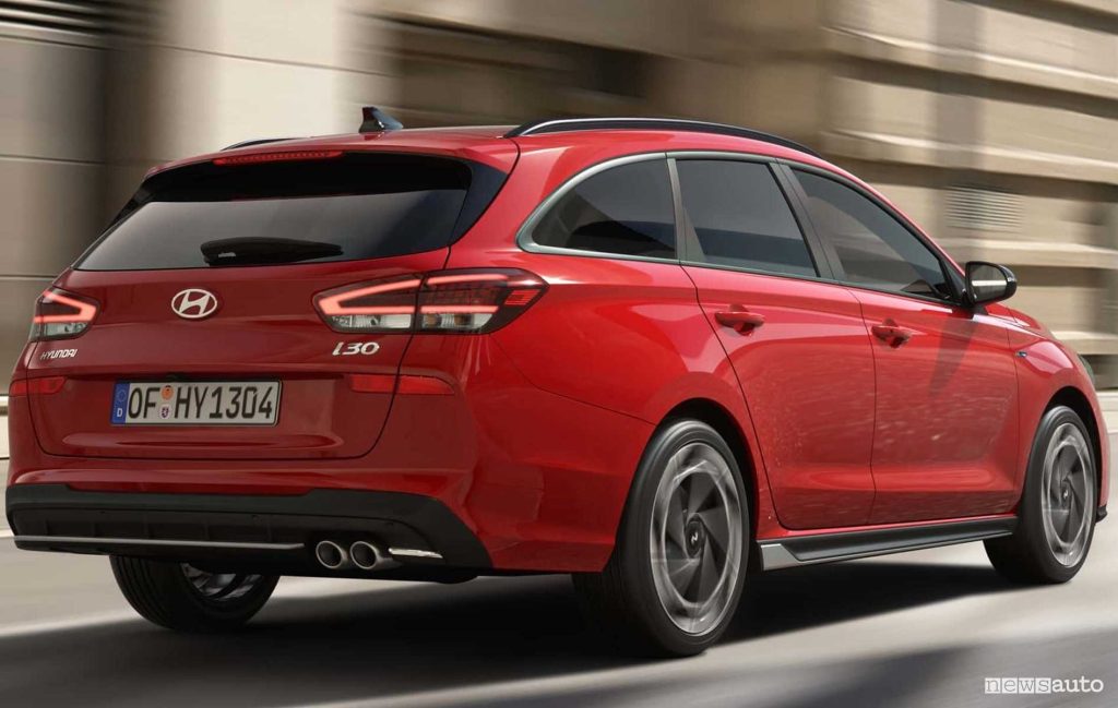 Nuova Hyundai i30 restyling Wagon N Line su strada