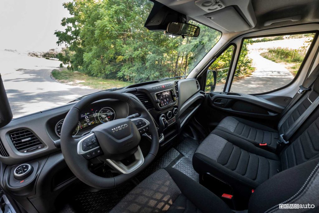 Iveco eDaily volante, plancia abitacolo