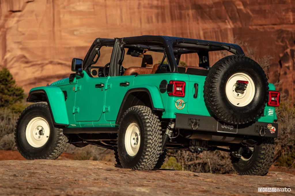 Jeep Willys Dispatcher Concept posteriore 3/4