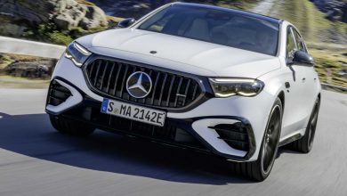 Mercedes-AMG E 53 Hybrid 4Matic+ su strada