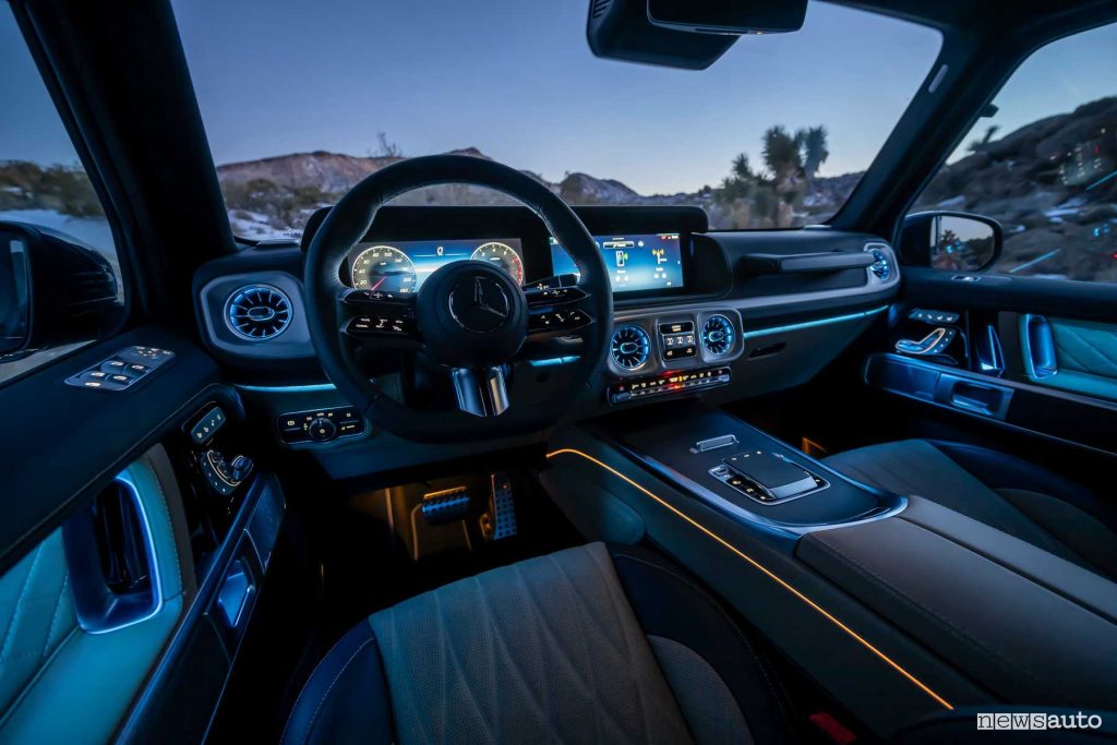 Nuova Mercedes Classe G plancia illuminazione abitacolo