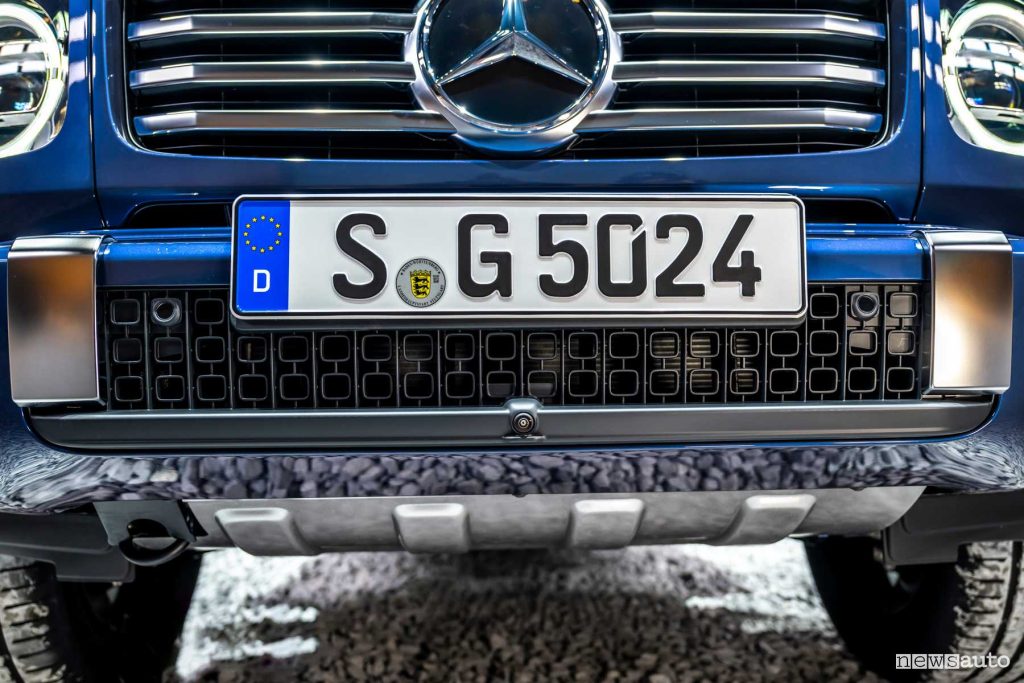 Nuova Mercedes Classe G telecamera anteriore