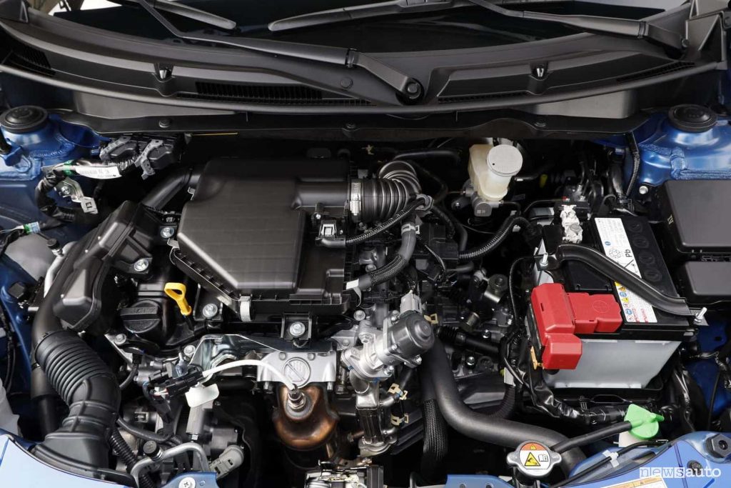Nuova Suzuki Swift 2024 vano motore
