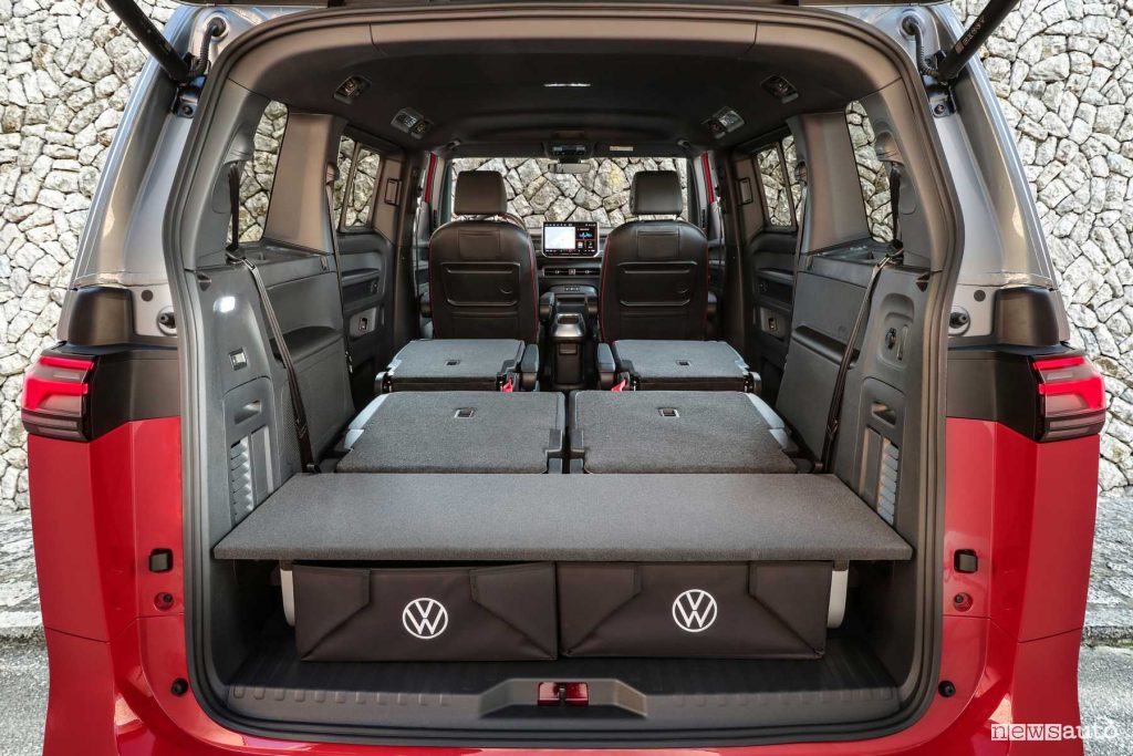 Volkswagen ID. Buzz GTX spazio interno abitacolo
