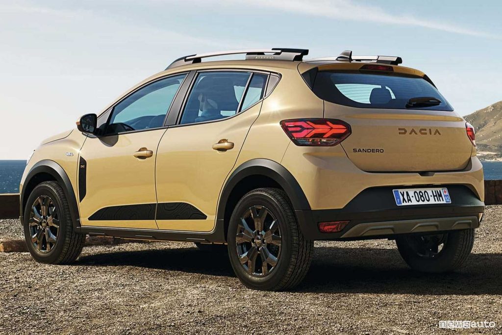 Dacia Sandero Stepway 2024 posteriore 3/4