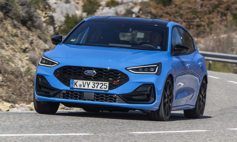Ford Focus ST Edition su strada