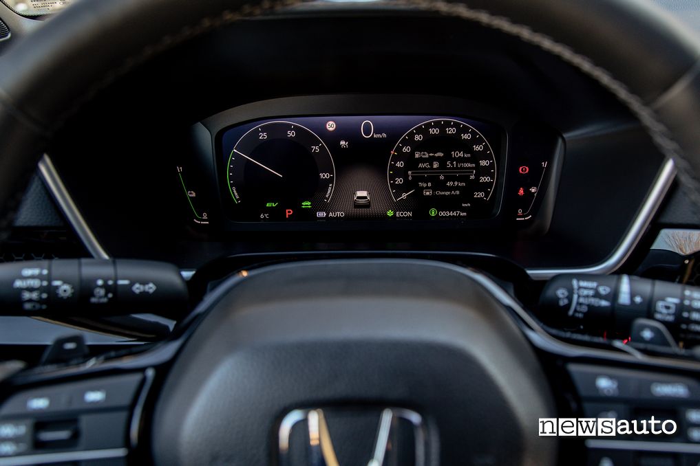 Honda CR-V PHEV strumentazione digitale
