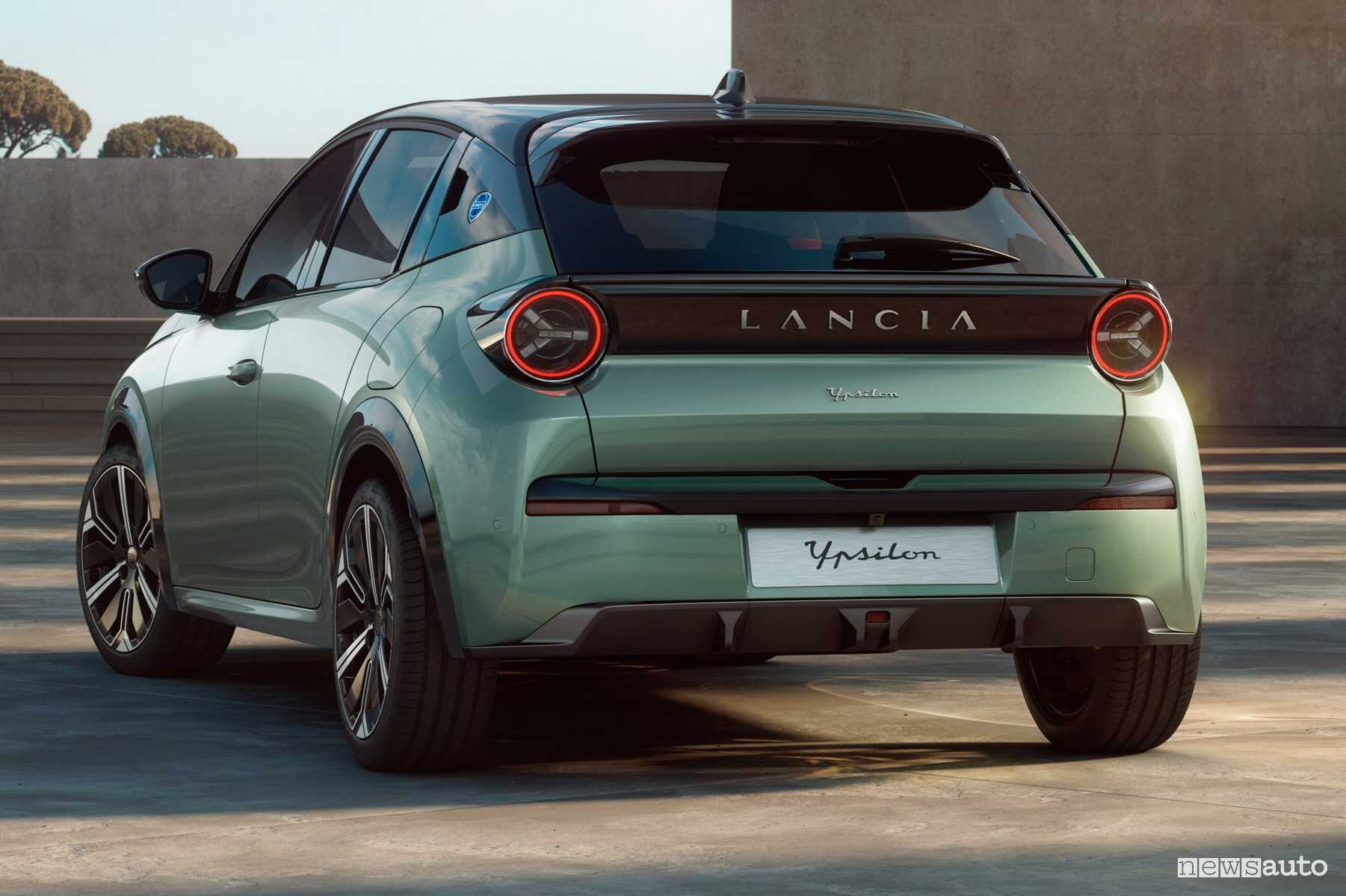 Nuova Lancia Ypsilon elettrica posteriore 3/4