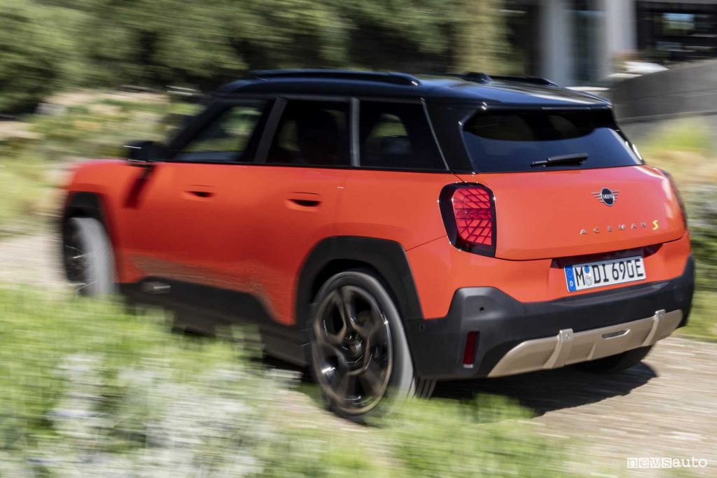 Nuova Mini Aceman SE in movimento