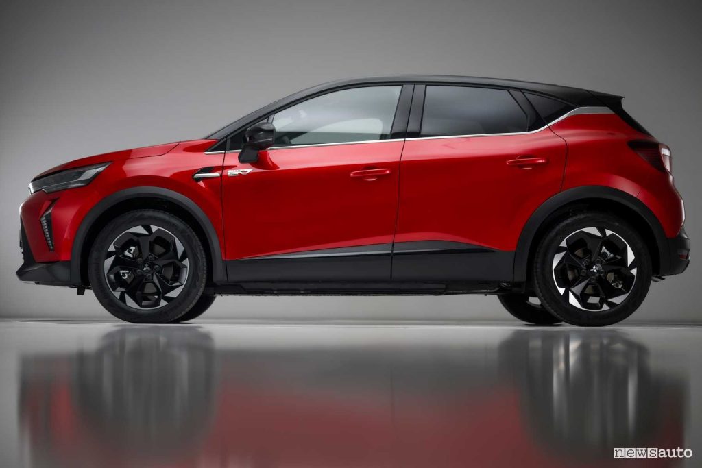 Nuova Mitsubishi ASX laterale