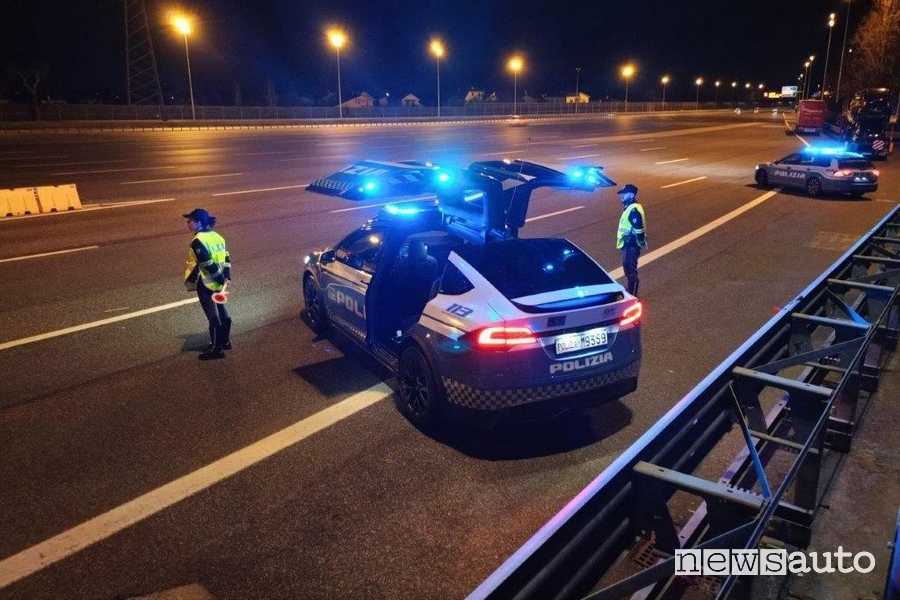 Tesla Model X della Polizia Stradale veneta