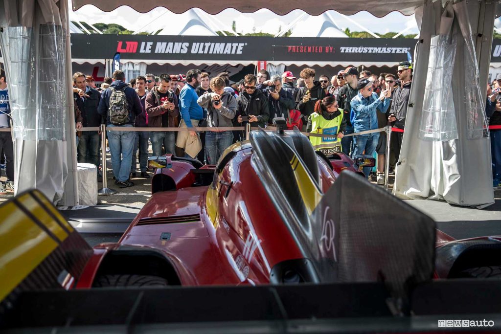 6 Ore di Imola 2024 tifosi nei box